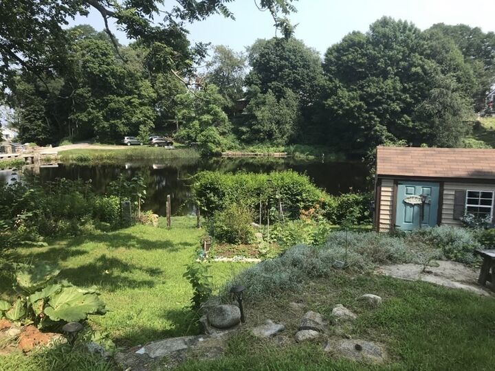 Property Photo:  25 1/2 King Street 1  MA 01966 