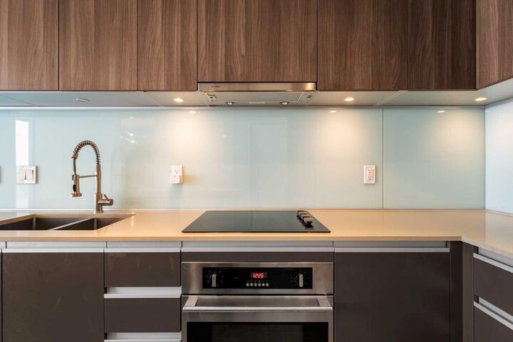 Property Photo:  1122 3 Street SE 1403  AB T2G 1H7 