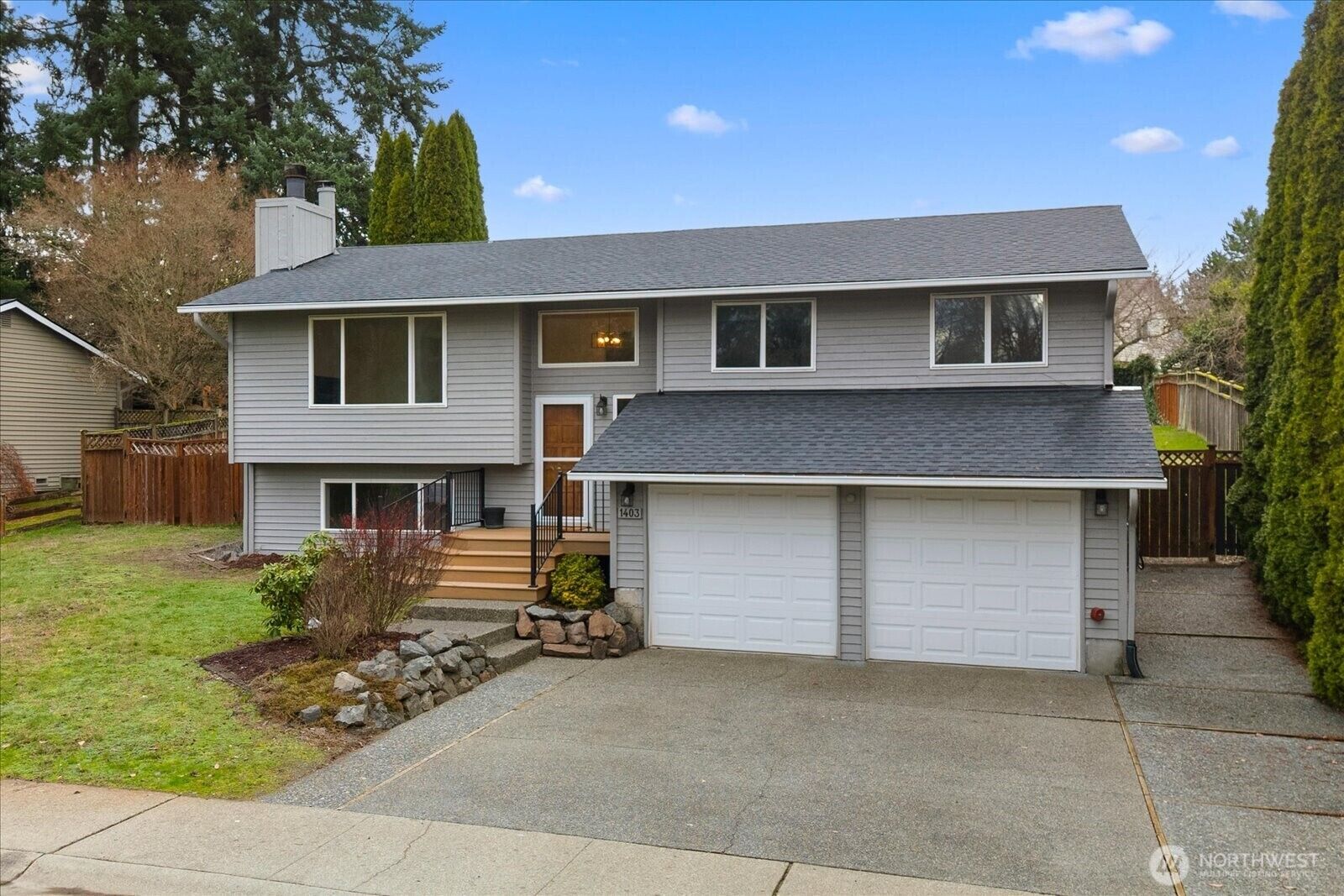 Property Photo:  1403  234th Street SW  WA 98021 
