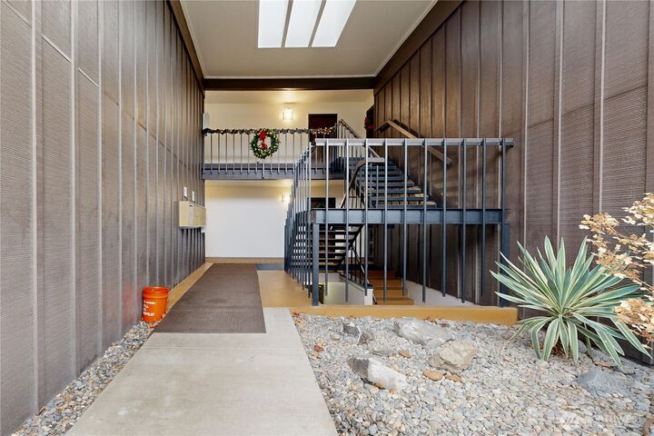 Property Photo:  364  Catherine Street B-6  WA 99362 