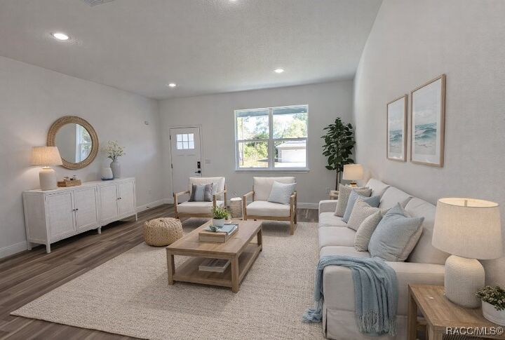 Property Photo: 9298 N Akola Way FL 34434