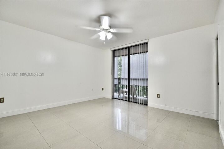 Property Photo:  8520 SW 133rd Ave Rd 305  FL 33183 
