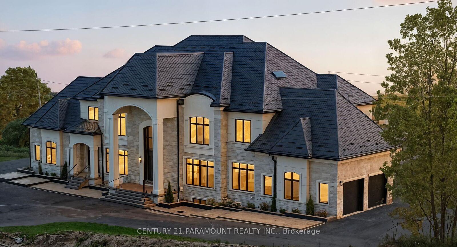 Property Photo:  16322 Hillview Place  ON L7E 3S2 