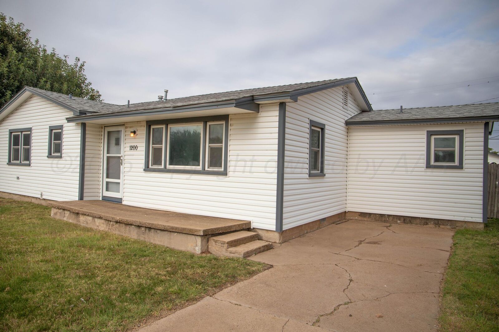Property Photo:  1200 Park Avenue  TX 79068 