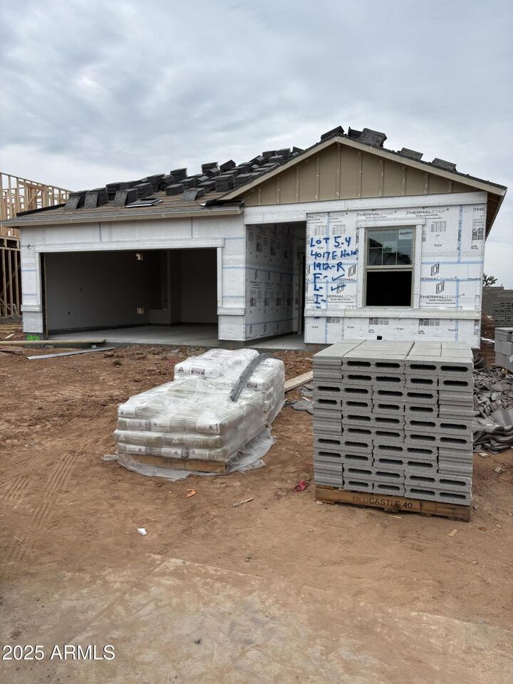 Property Photo:  4017 E Haley Drive  AZ 85143 