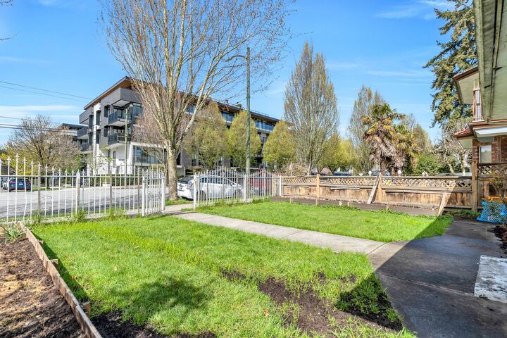 Property Photo:  5092 Main Street  BC V5W 2R3 