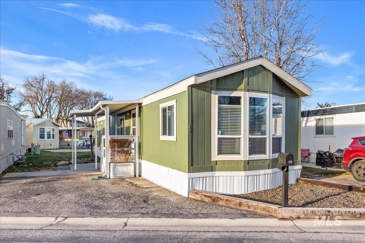 Property Photo: 5209 W. Targee Street #17 ID 83705