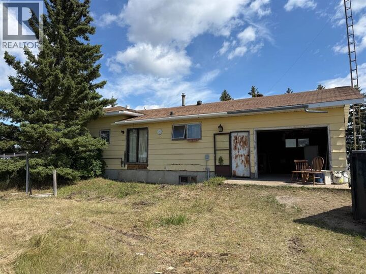 83042 Twp Rd 430 — photo 1