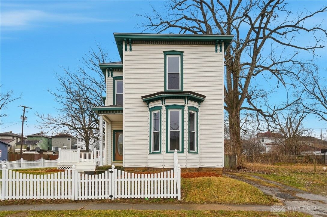 Property Photo:  1417 W Main Street  OH 45504 