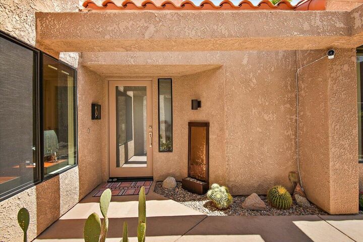 Property Photo:  11 Vista Loma Drive  CA 92270 