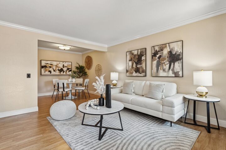 Property Photo:  213 Ladera Plz  CA 94587 