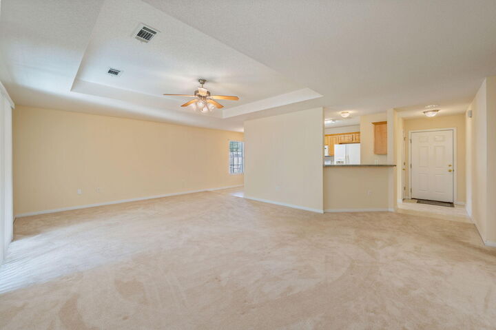 Property Photo: 3304 Skywagon Drive FL 32539