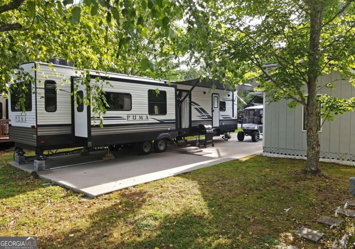 Property Photo:  212 Vista Circle 93  GA 30512 