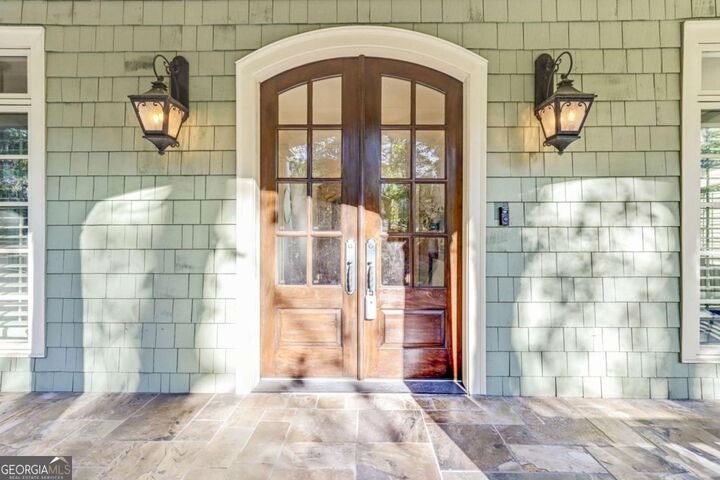 Property Photo:  4227 Peachtree Dunwoody Road NE  GA 30342 