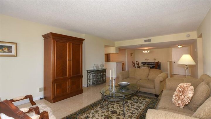 Property Photo:  5100 N Ocean Blvd 1004  FL 33308 
