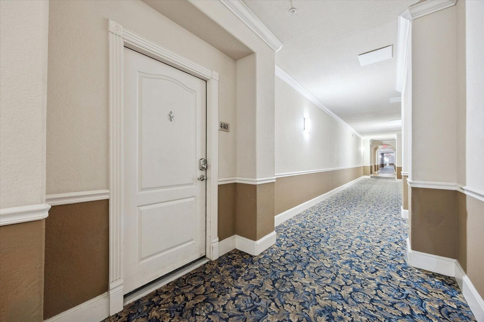 Property Photo:  1711 Old Spanish Trail 440  TX 77054 