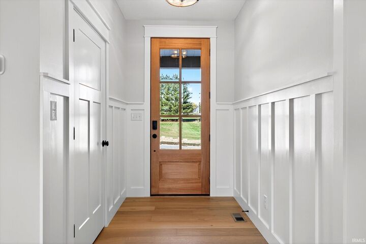 Property Photo:  724 E Crestline Drive  IN 47401 