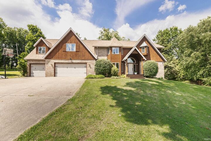 Property Photo: 4496 W Tanglewood Road IN 47404