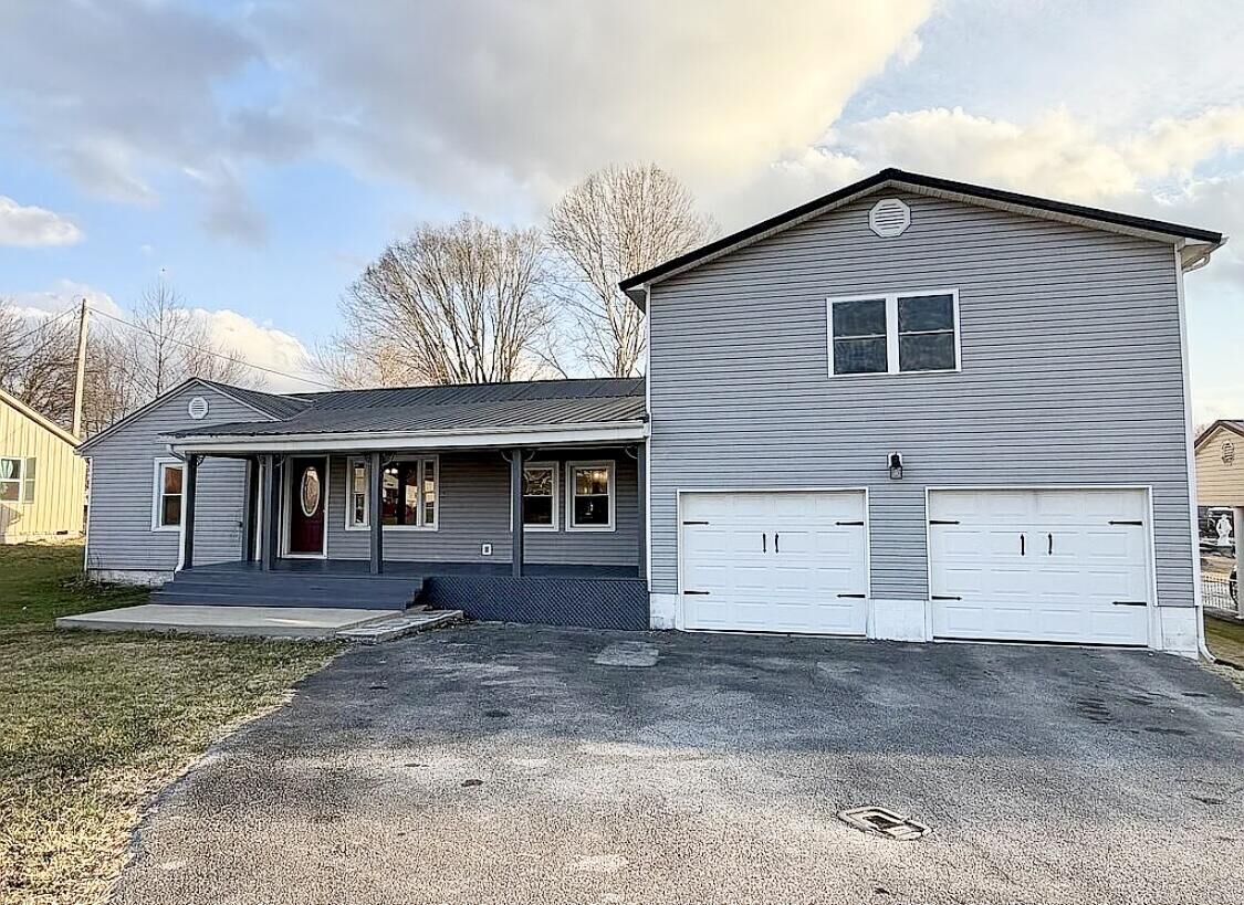 Property Photo:  4009 Ky-3630  KY 40402 