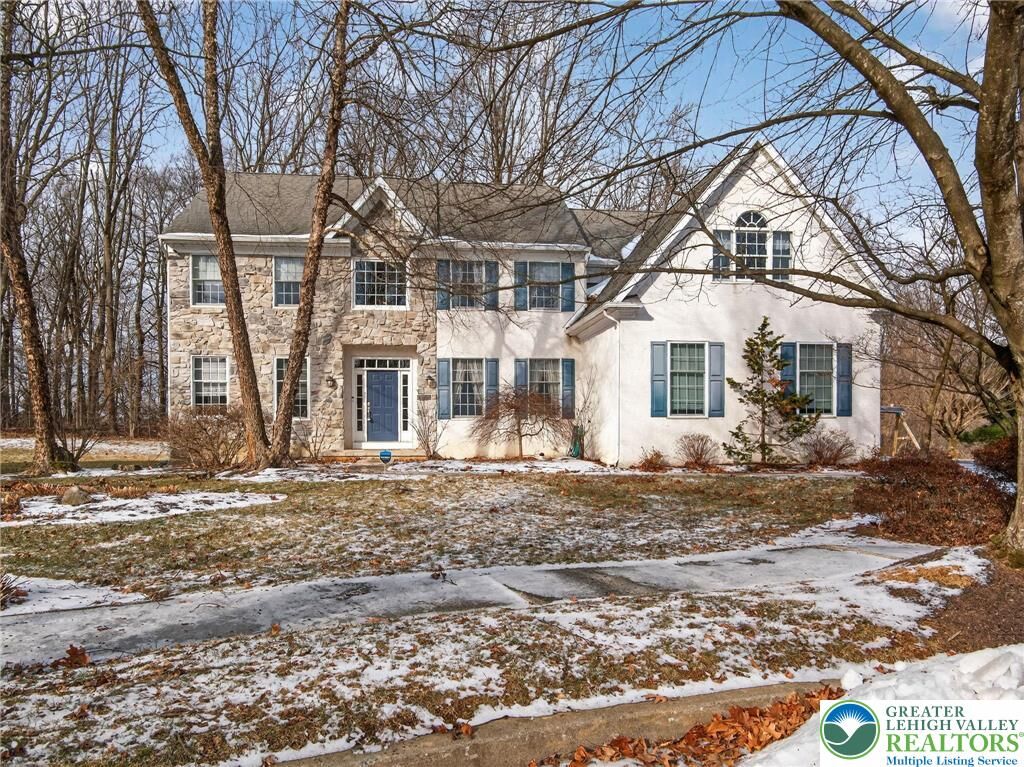 Property Photo:  5773 Quail Creek Road  PA 18062 