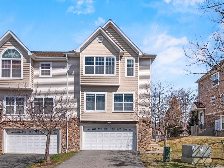 Property Photo:  10 Silas Seaman Street  NY 10950 