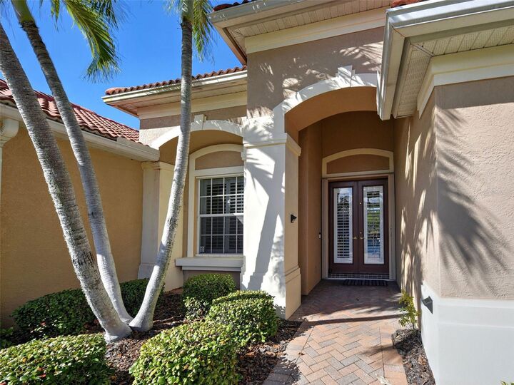 Property Photo:  523 Habitat Boulevard  FL 34229 