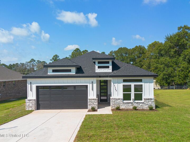 Property Photo: 14309 4th Avenue MS 39503