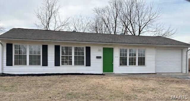 Property Photo:  1528 Andrews Drive  IL 62206 