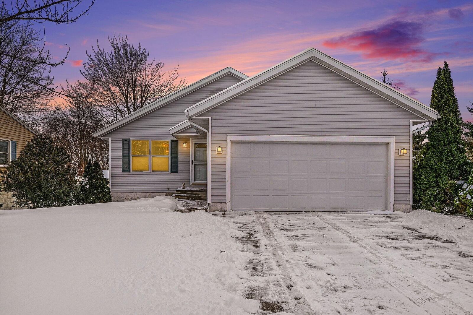 Property Photo: 205 McConnell Avenue MI 49445
