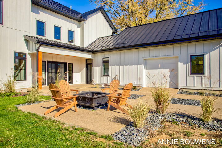 Property Photo:  6008 Hidden Creek Trl  MI 49453 