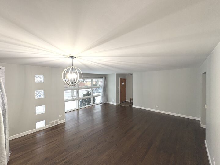 Property Photo:  9128 Birch Avenue  IL 60053 