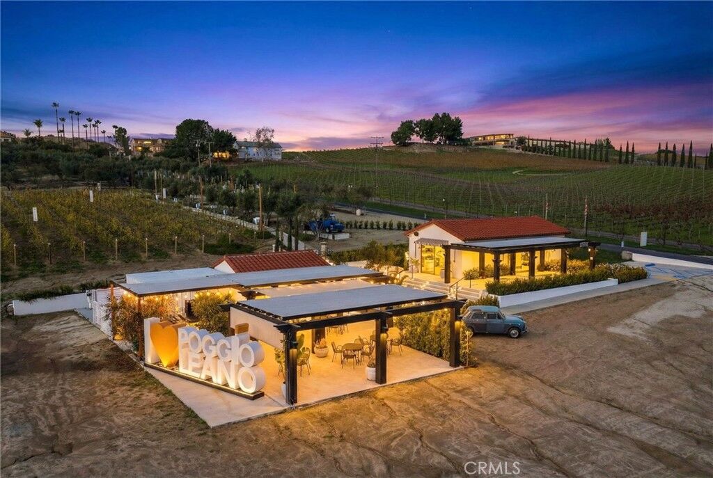 Property Photo:  41309 Avenida Biona  CA 92591 