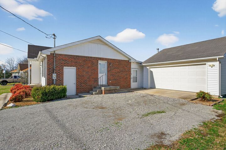 Property Photo:  624 Kendra Dr  TN 37166 