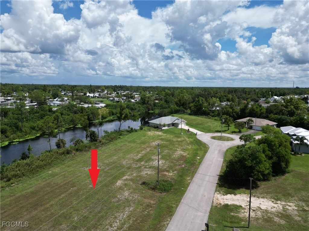 Property Photo:  2355 NE 43rd Lane  FL 33909 