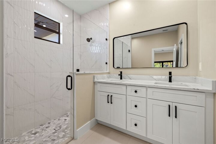 Property Photo:  1008 NW 36th Place  FL 33993 