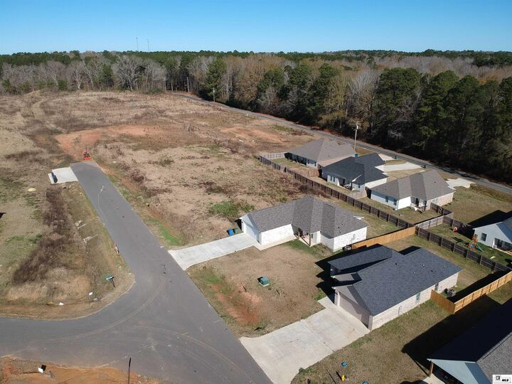 Property Photo:  09 Moore'S Dairy Road  LA 71270 