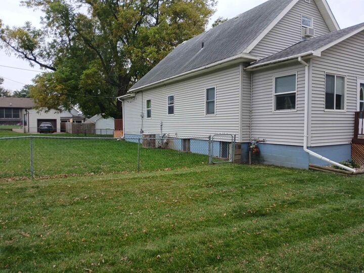 Property Photo:  4430 Fillmore  IA 51108 