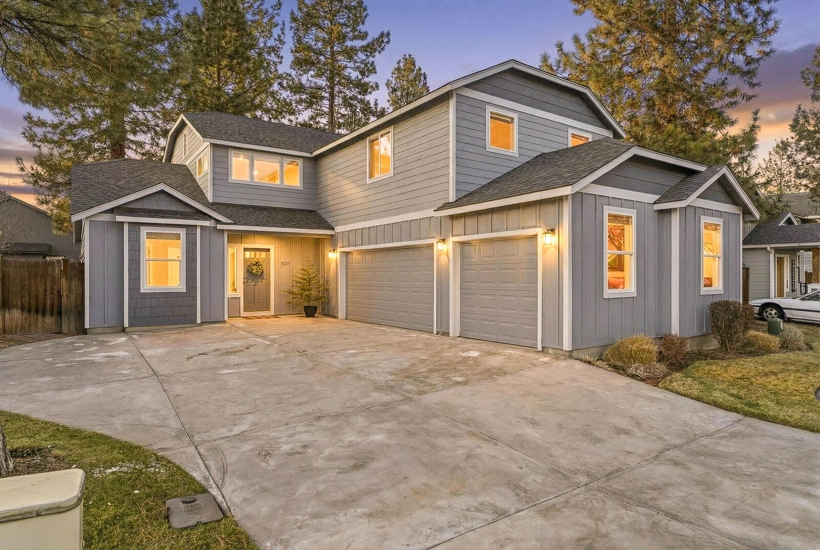 Property Photo: 533 N Freemont Street OR 97759