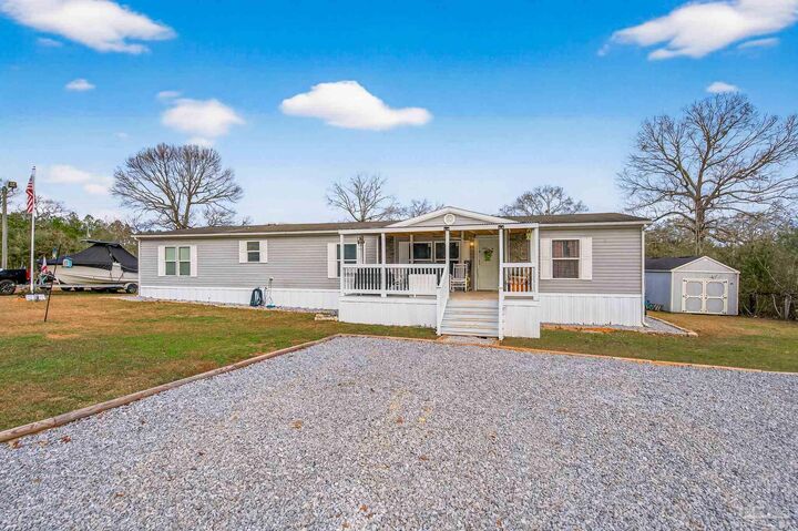 Property Photo:  8091 Blackwater Ridge Rd  FL 32570 