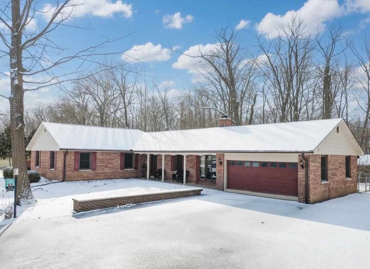 Property Photo:  2817 Northmont Lane  IN 47374 