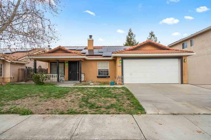 Property Photo:  1940 Sycamore  CA 95023 