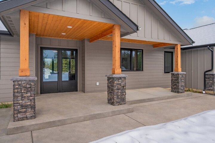 Property Photo:  508 W W Slaton Ln  WA 99006 