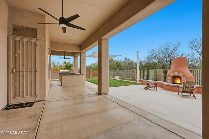 Property Photo:  13675 N Napoli Way  AZ 85755 