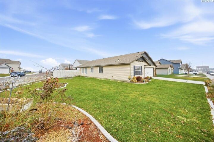 Property Photo: 5001 Antioch Dr. WA 99301