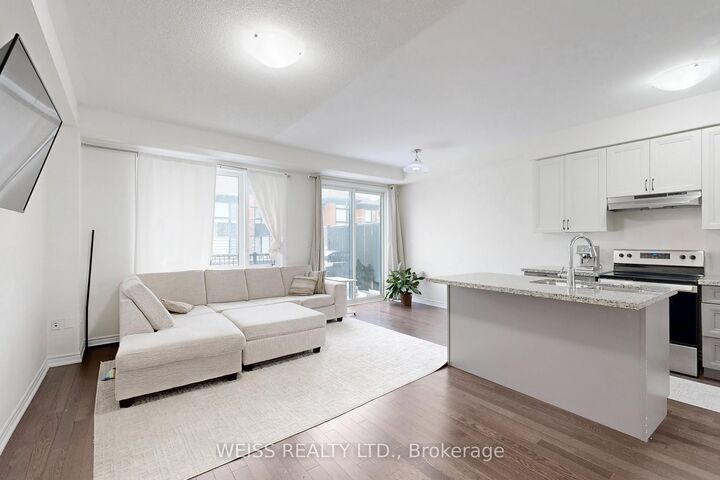 Property Photo: 6729 Thickson Road N ON L1M 0B3