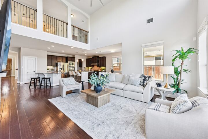 Property Photo:  5629 Siragusa Drive  TX 78738 