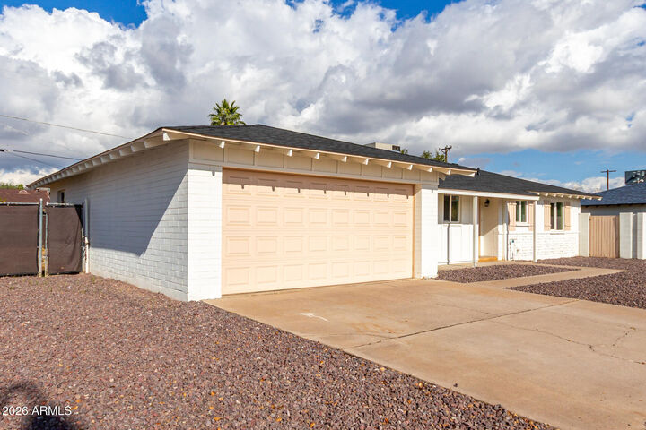 Property Photo:  1602 W Dunlap Avenue  AZ 85021 