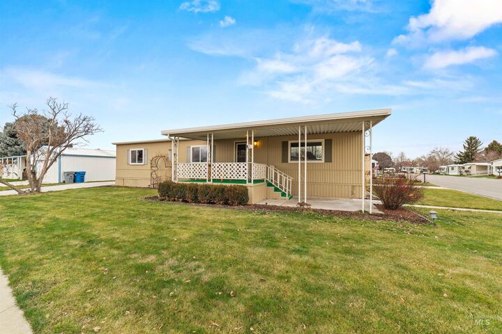 Property Photo: 260 N. Checola Circle ID 83713