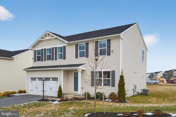 Property Photo:  328 Creekside Drive  PA 17560 