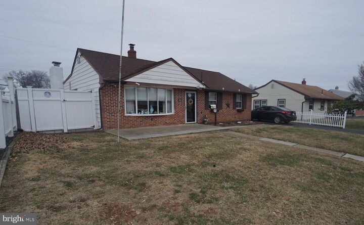 Property Photo: 2832 Berwyn Road PA 19020